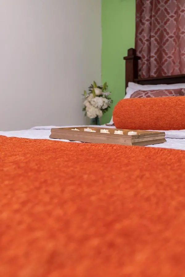 Blu Vista Cottages Castries Bed and breakfast